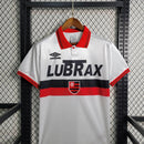 Camisa Flamengo 1986/87 - Umbro Retrô Masculina - Branca/Vermelha