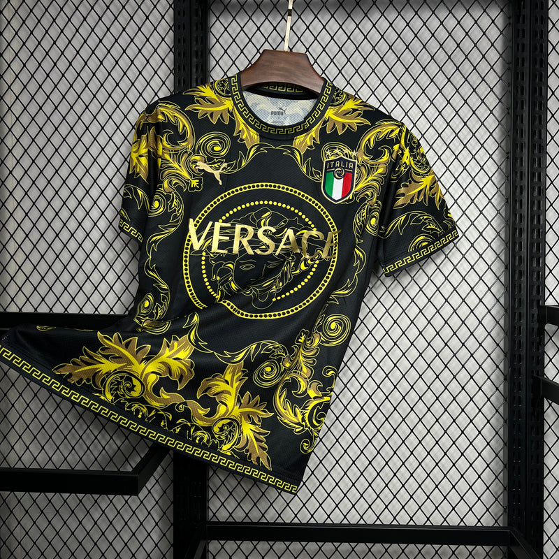 Camisa Itália Versace Co-Branded Edition 22/23 - Versão Torcedor