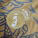 Camisa Real Madrid Edição Especial 2023/24 - Adidas Torcedor Masculina - Caramelo/Branca