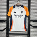 Camisa Real Madrid Treino 2024/25 - Adidas Torcedor Masculina - Branca/Laranja