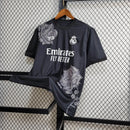 Camisa Real Madrid Edição Especial 2024/25 - Y3 Torcedor Masculina - Preta/Branca