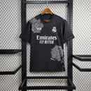 Camisa Real Madrid Edição Especial 2024/25 - Y3 Torcedor Masculina - Preta/Branca