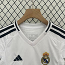 Kit Infantil Real Madrid Home 2024/25 - Adidas Torcedor - Branca/Preta