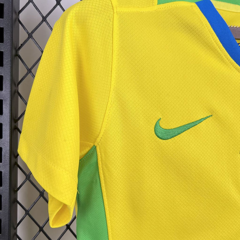 Camisa Brasil Home 25/26 - Versão Feminina