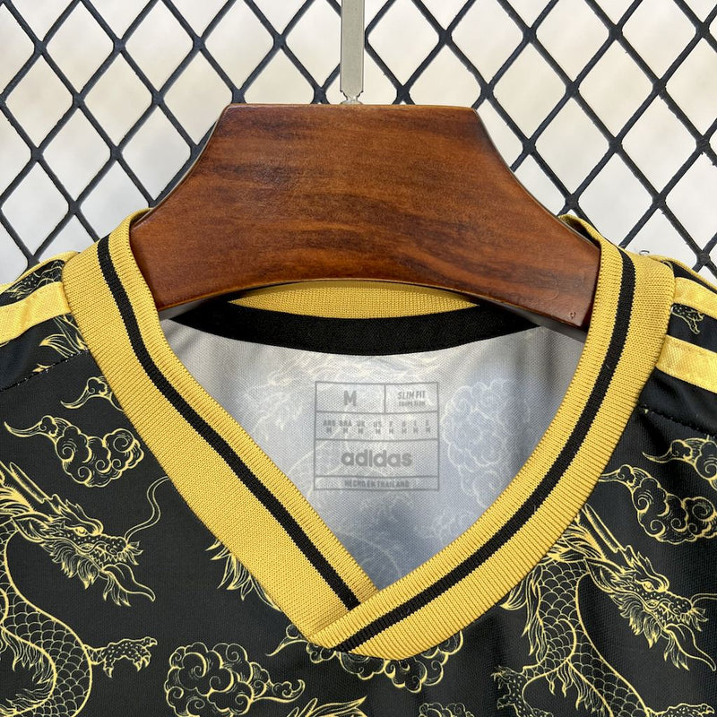 Camisa Real Madrid Black Golden Dragon Edition 25/26 - Torcedor Masculina
